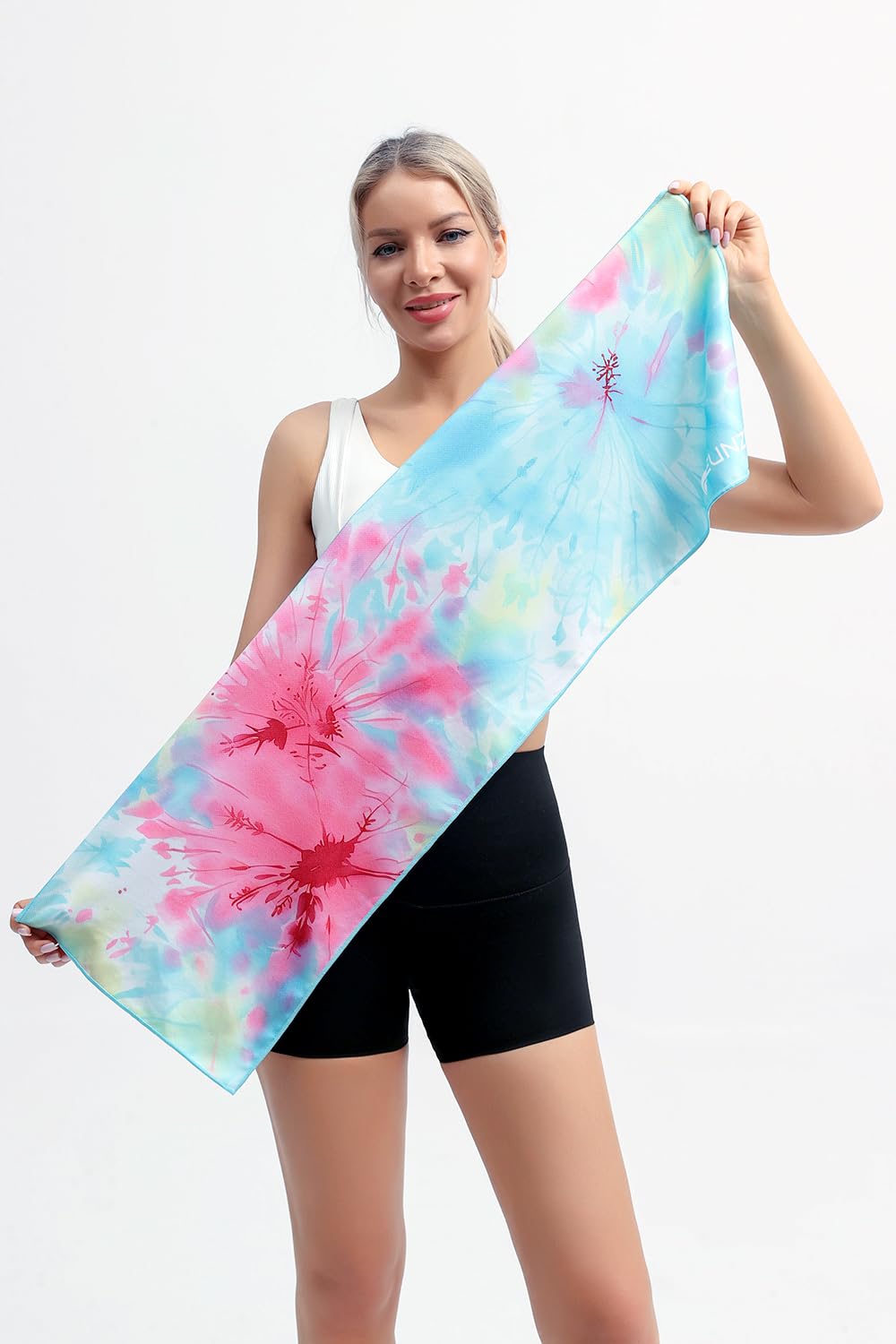 Eunzel Cooling Towel, Ice Towel for Neck, Soft Microfiber Chilly Towel Stay Cool for Sports, Yoga, Running, Gym, Workout, Biking, Camping & Outdoor Activities 40"x12"